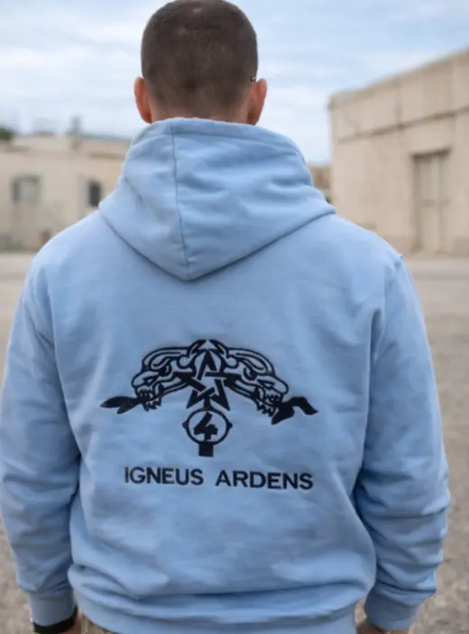 SAPHIS : des sweats brodés comme cadeau de Noël - 1